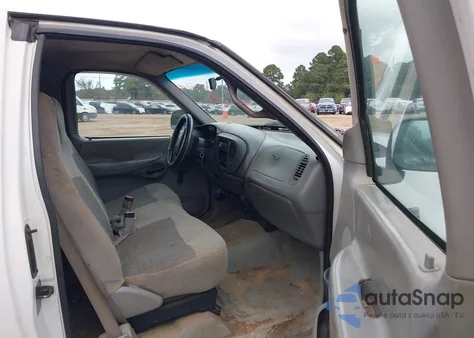 1997 Ford F-150 Standard/Xl/Xlt from USA, damaged, VIN 1FTDX172XVNA93002